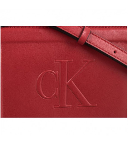 Calvin Klein Sculpted Camera Bag Pipping K60K610309 XL6 Dark Candy Apple (CK179-b) rankinė