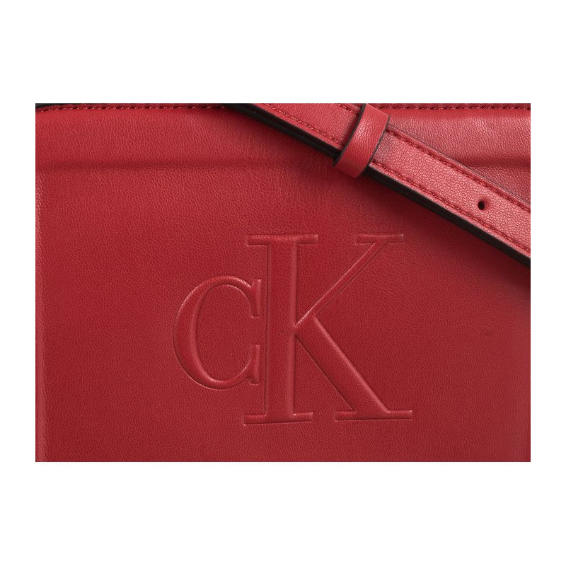 Calvin Klein Sculpted Camera Bag Pipping K60K610309 XL6 Dark Candy Apple (CK179-b) rankinė