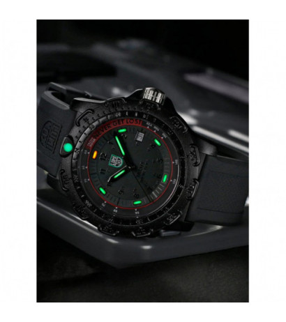 Luminox X2.2422 