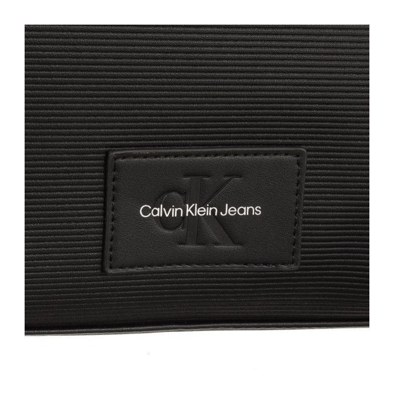 Calvin Klein Sculpted Slim Square Tote Chain Black K60K611187 BDS  (CK392-a) rankinė