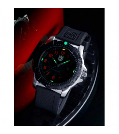 Luminox X2.2145 