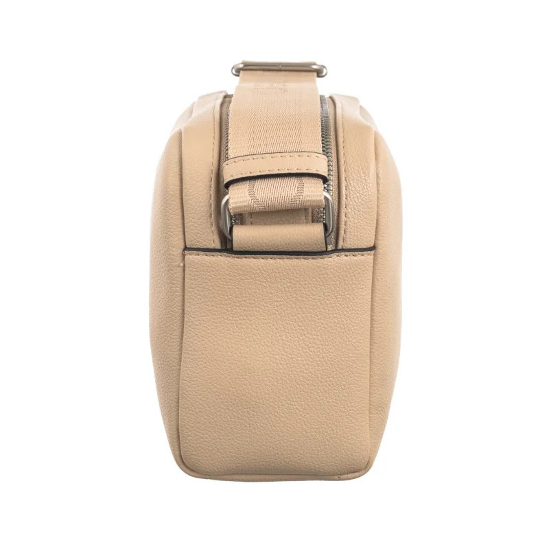 Calvin Klein Over Webbing Camera Bag21 Pu Porcelain Sand K60K612711 AB1 (CK544-b) rankinė