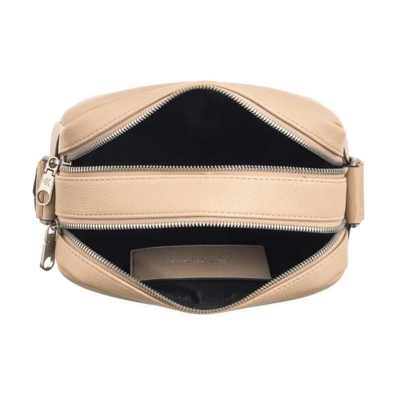 Calvin Klein Over Webbing Camera Bag21 Pu Porcelain Sand K60K612711 AB1 (CK544-b) rankinė