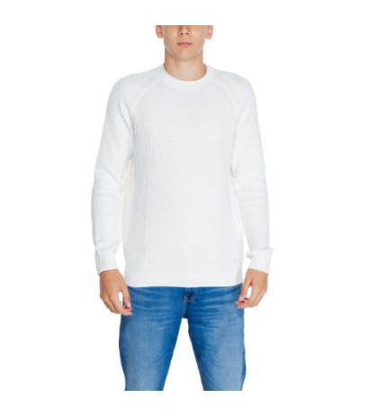 Calvin Klein Jeans...