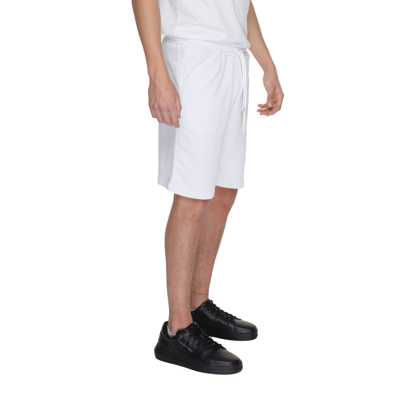 Icon šortai IU8135B White