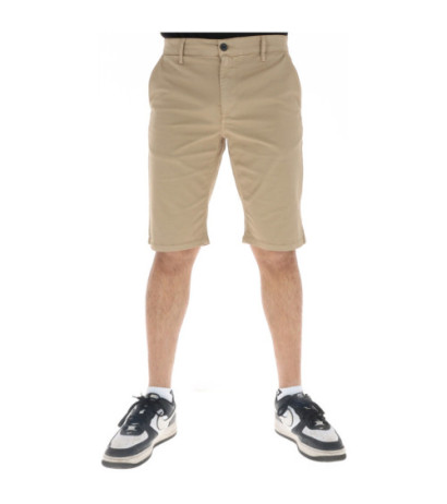 Lyle & Scott šortai...