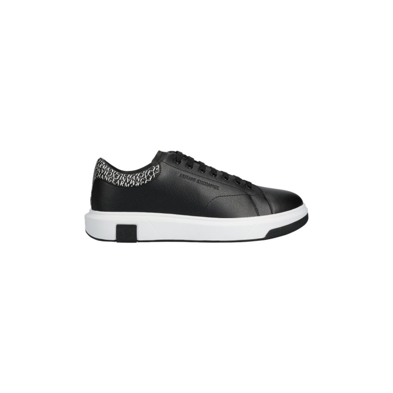 Armani Exchange Laisvalaikio Bateliai XUX123 XV761 Black