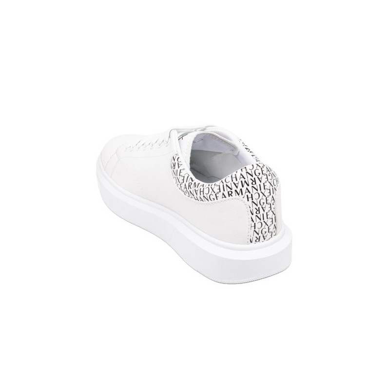 Armani Exchange Laisvalaikio Bateliai XUX123 XV761 White