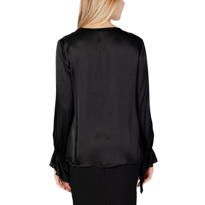 Sandro Ferrone Megztinis S22YBDLUX Black