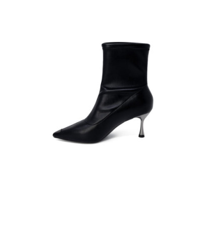 Cult Aulinukai CLW395400 Black
