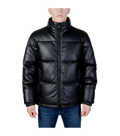 Hugo Striukė 50496246 Black