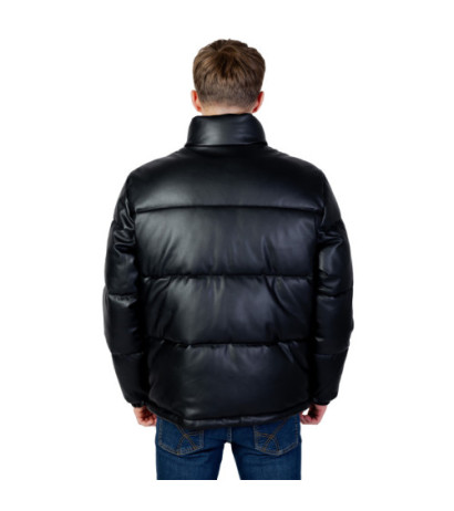 Hugo Striukė 50496246 Black
