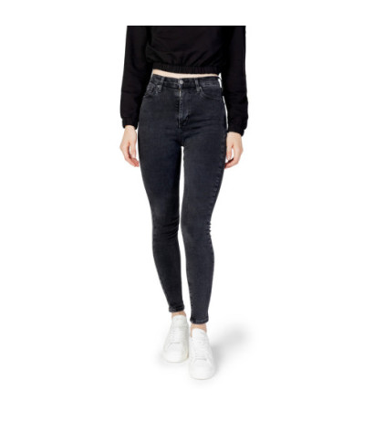 Tommy Hilfiger Jeans...