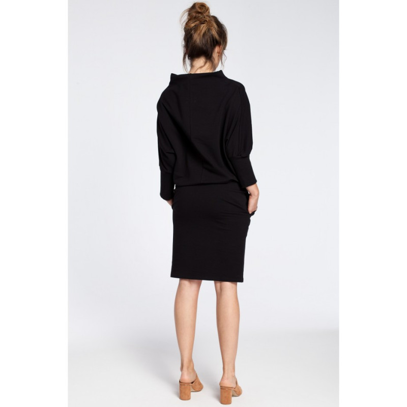 B032 Stilinga mini suknelė kimono rankovėmis - juoda