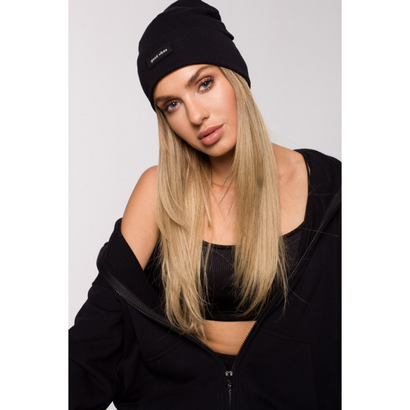 M624 Czapka beanie - czarna
