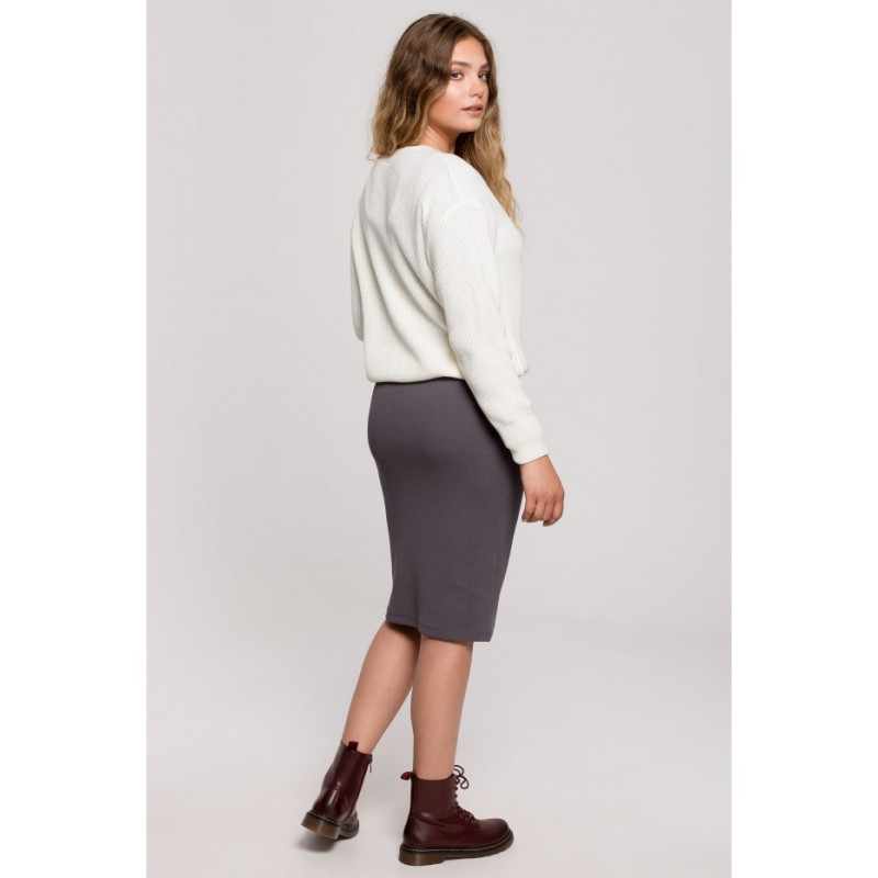 BK075 Sweter z dekoltem w serek - ecru