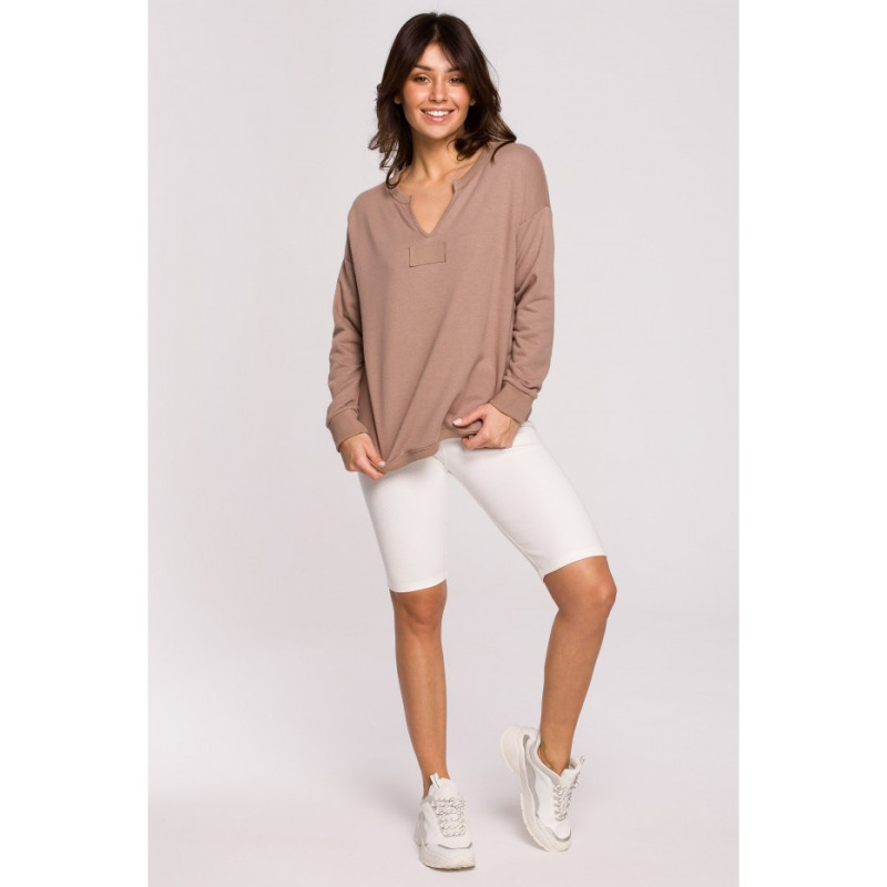 B225 Bluza z wycięciem w dekolcie - cappuccino