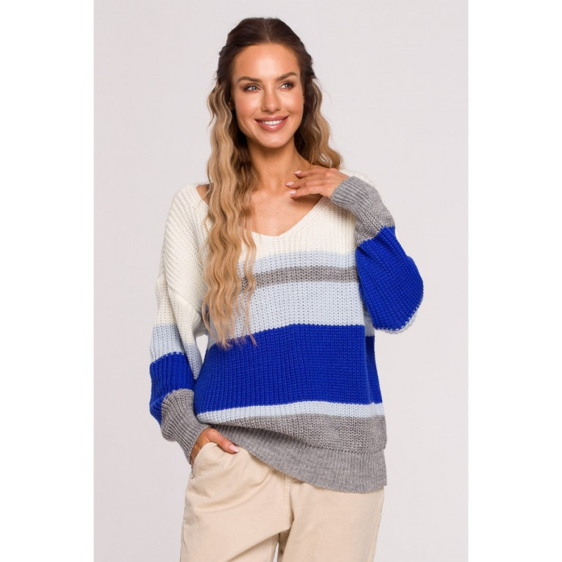 M686 Sweter w pasy - model 3