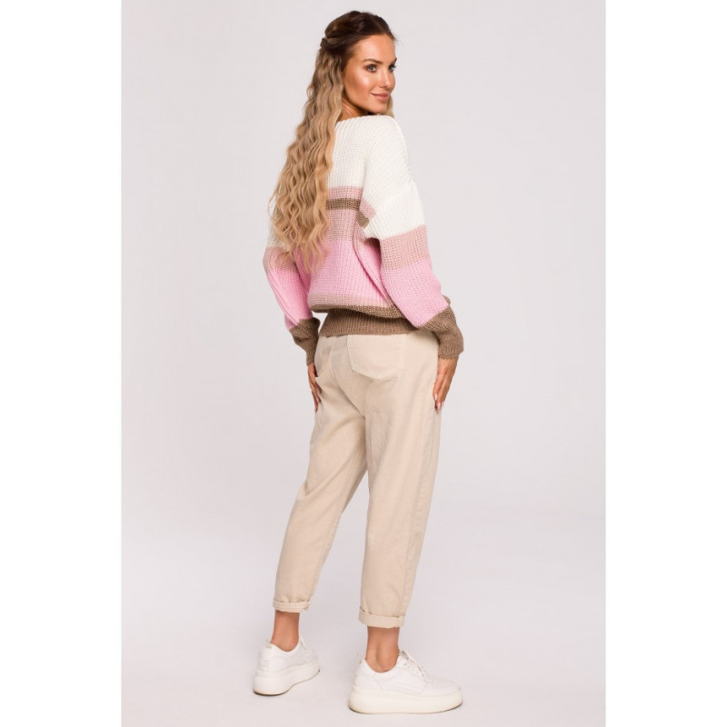 M686 Sweter w pasy - model 4