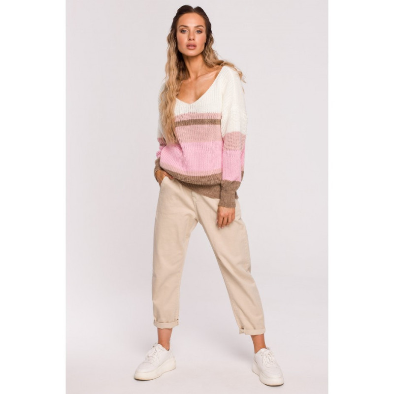 M686 Sweter w pasy - model 4