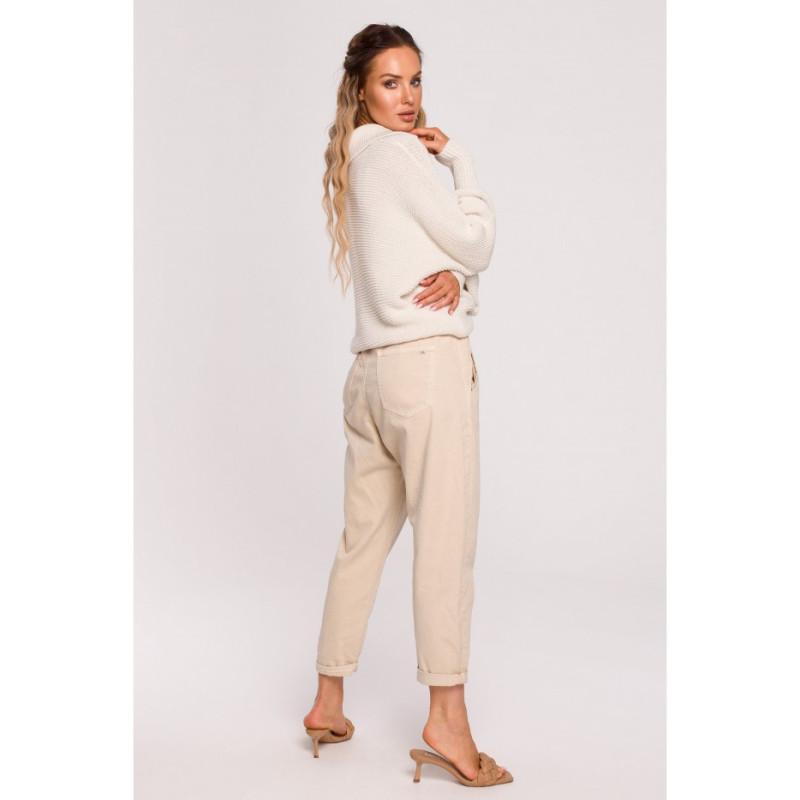 M687 Sweter z kołnierzykiem - kość słoniowa