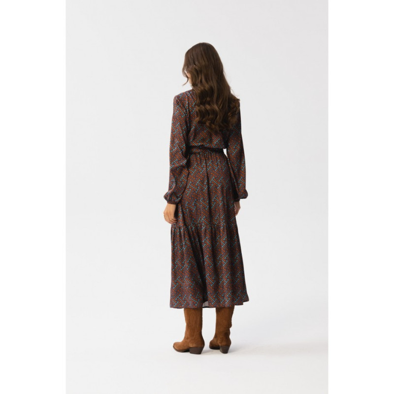 S349 Sukienka maxi z nadrukiem - model 4