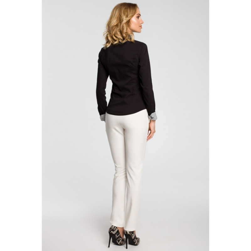 M067 Koszula damska z podwójnym kołnierzykiem - czarna