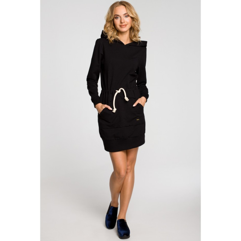 M116 Dresowa sukienka kangurka z kapturem - czarna