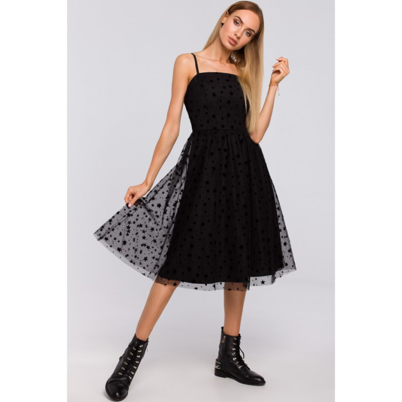 M481 Sukienka na cienkich ramiączkach w gwiazdki - czarna