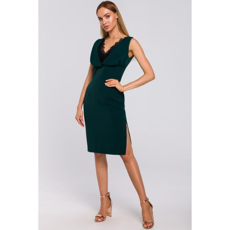 M486 Sukienka z koronkową wstawką w dekolcie - zielona