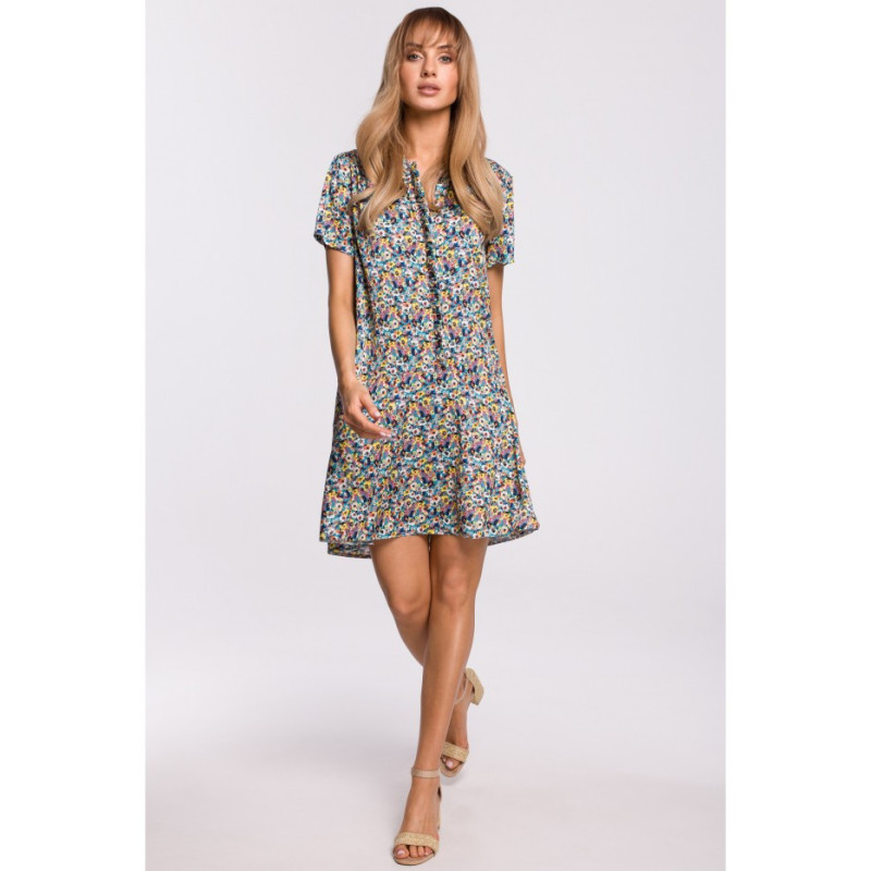 M505 Zwiewna sukienka w kwiaty z falbanką - model 2