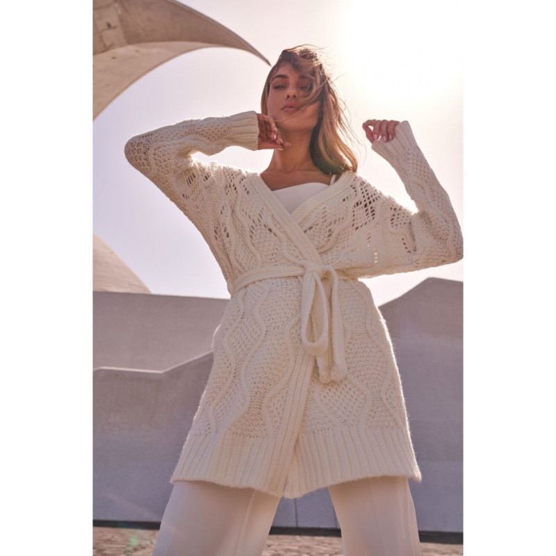 M512 Ażurowy kardigan z paskiem - ecru