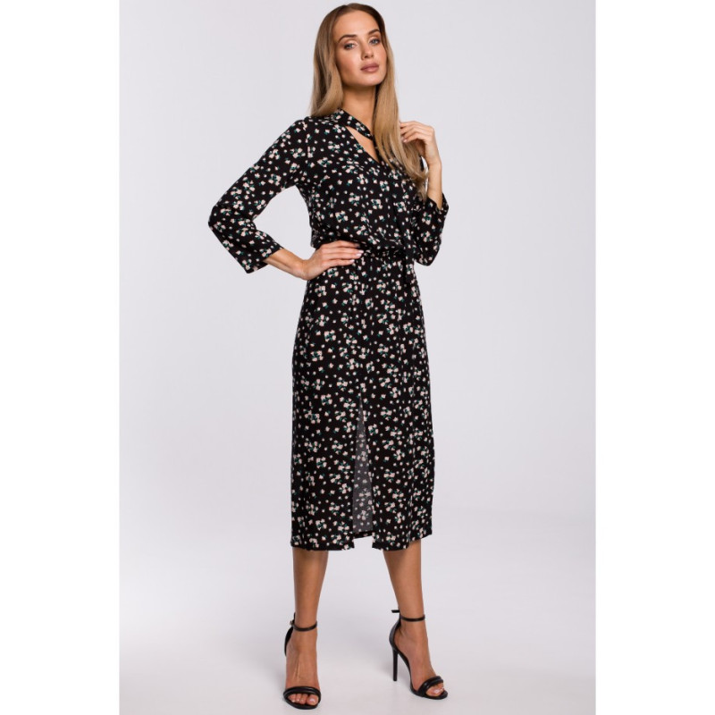 M519 Sukienka midi z rozcięciami na przodzie - model 8