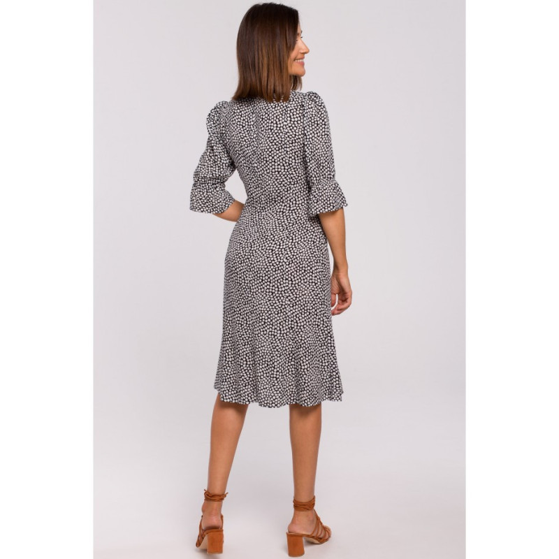 S223 Sukienka midi z guzikami - model 2