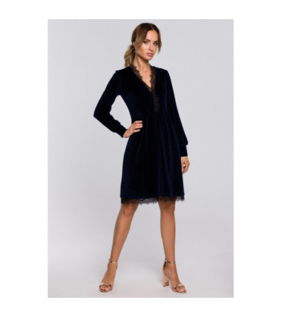M563 Welurowa Sukienka Z Głębokim Dekoltem I Koronką - granatowa