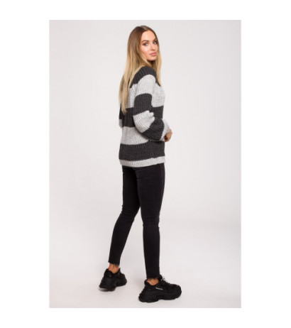 M632 Sweter w pasy - model 1