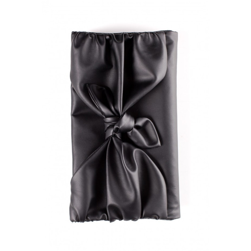 M658 Torebka kopertówka ze sztucznej skóry - czarna