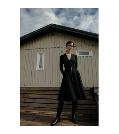 S315 Spódnica rozkloszowana ze ściągaczem w talii - czarna