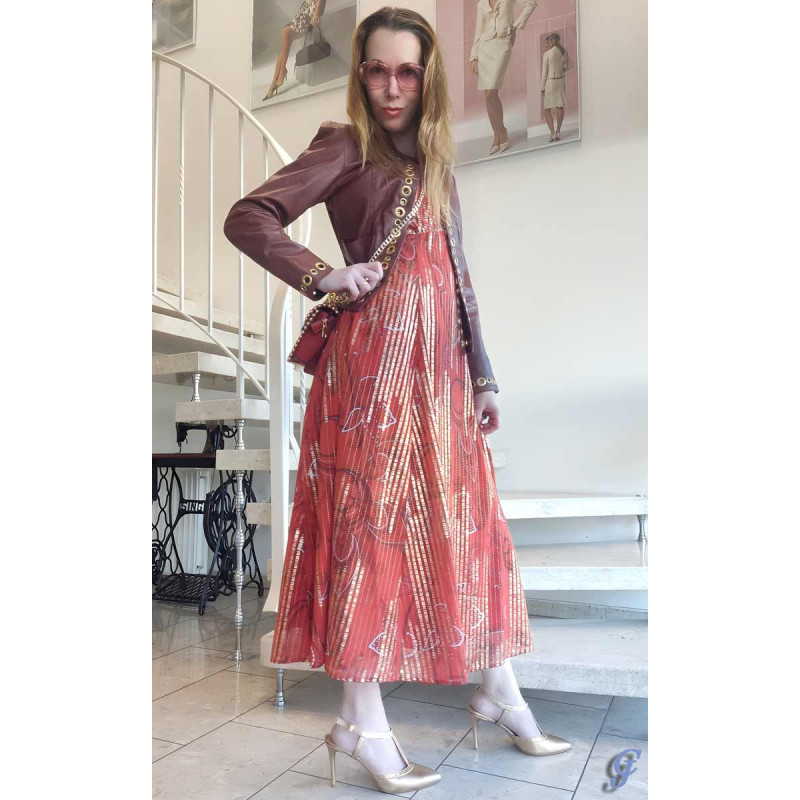 Ashley brooke dizainerio ėriuko odos striukė su kilpomis, raudonai ruda