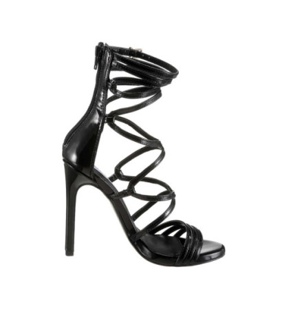 Steve madden prekės ženklo sandalai, juodos spalvos