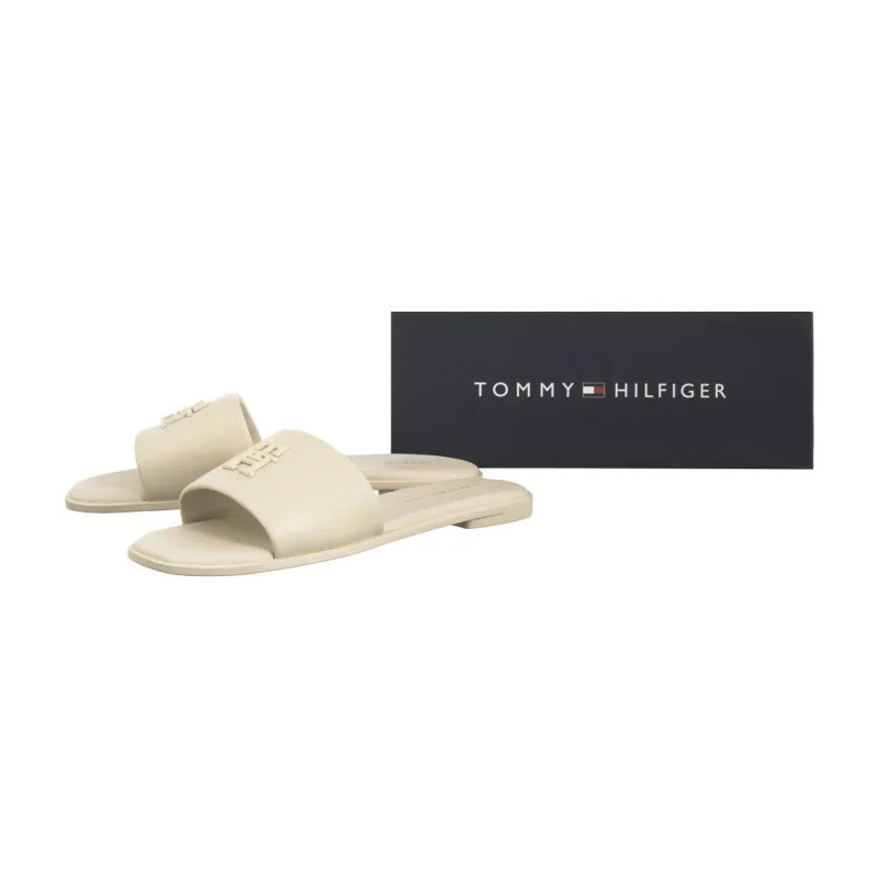 Tommy Hilfiger TH Logo Hardware Leather Mule Muslin FW0FW08806 ACJ (TH1320-a) Moteriški batai/šlepetės