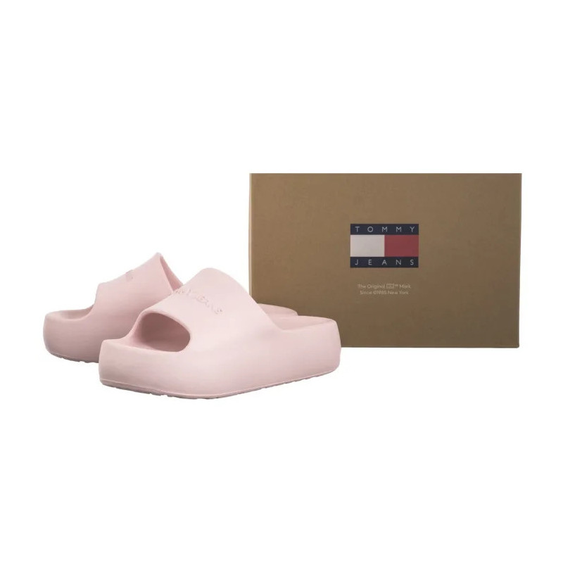 Tommy Hilfiger Tjw Chunky Pool Slide Ess Delicate Pink EN0EN02879 TIO (TH1325-a) Moteriški batai/šlepetės