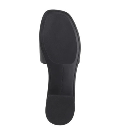 Tommy Hilfiger TH Logo Hardware Leather Mule Black FW0FW08806 BDS (TH1320-b) Moteriški batai/šlepetės