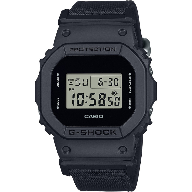 Casio DW-5600BCE-1ER Casio DW-5600BCE-1ER