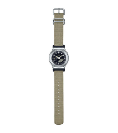 Casio GM-2100C-5AER 