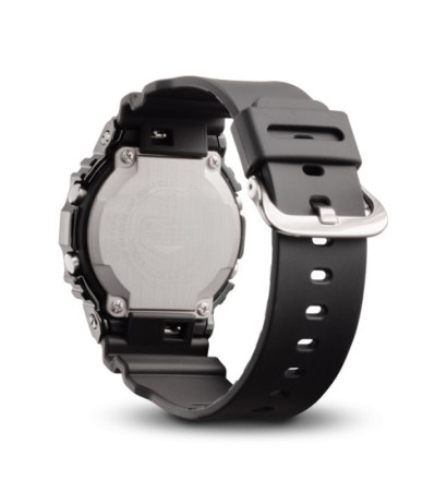Casio GM-5600U-1ER 