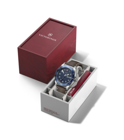 Victorinox 242040 