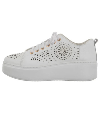 Nepeke Cela White (NP21-a) bateliai