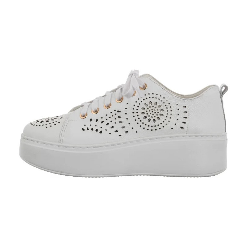 Nepeke Cela White (NP21-a) bateliai