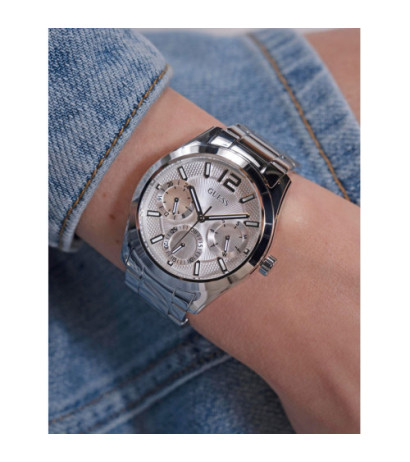 Guess GW0760L1 